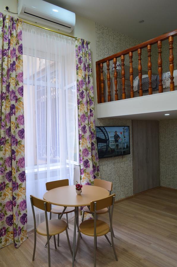 Apartament Sololaki Hill Tbilisi Zewnętrze zdjęcie